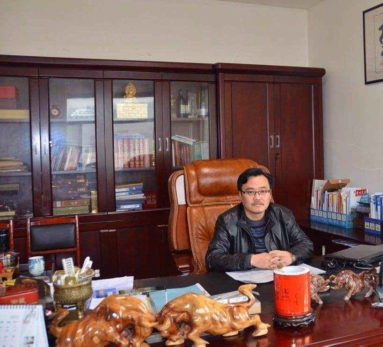 混凝土、倪文勇