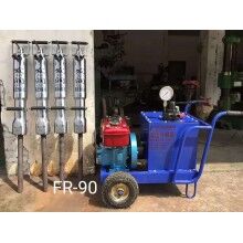 露天礦山開采石頭機(jī)械設(shè)備液壓劈裂機(jī)