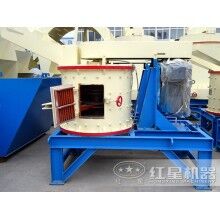 自行式沙石破碎機(jī)價(jià)格不貴，經(jīng)濟(jì)實(shí)惠ZQ82