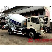 混凝土攪拌運(yùn)輸車3立方，液壓驅(qū)動(dòng)，風(fēng)冷式散熱器