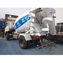 5m3混凝土罐車最新價格，億立攪拌罐車廠家直銷